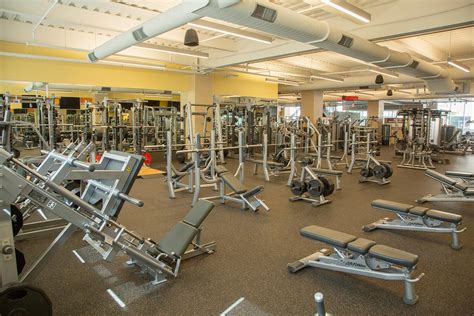 gym in elmhurst.
